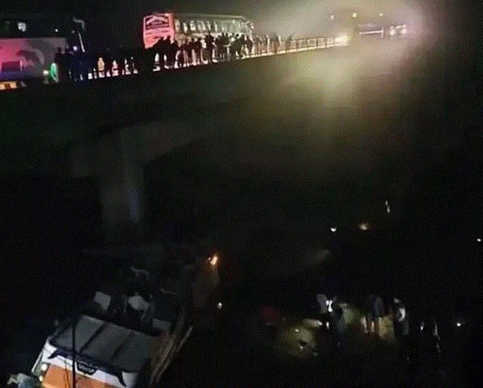 राप्ती पुल बस दुर्घटना अपडेटः मृतकको संख्या १२ पुग्यो